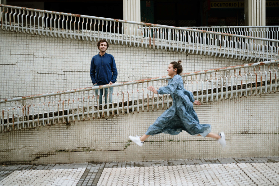 NOVIOS EN SU PREBODA EN DONOSTI SAN SEBASTÍAN