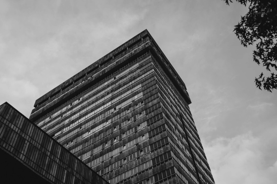 NOVIOS EN SU PREBODA EN DONOSTI SAN SEBASTÍAN