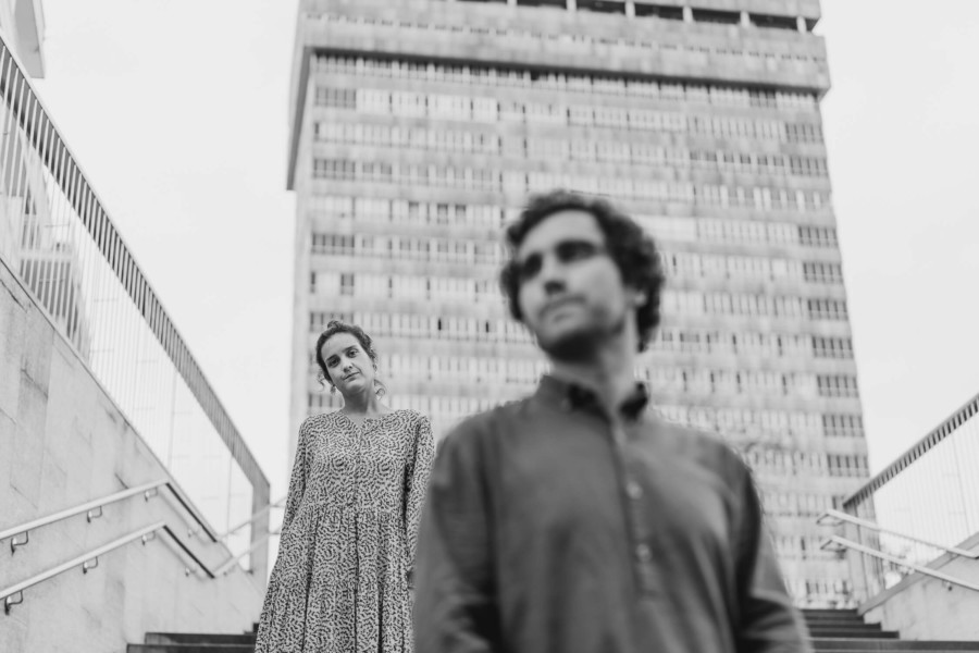 NOVIOS EN SU PREBODA EN DONOSTI SAN SEBASTÍAN