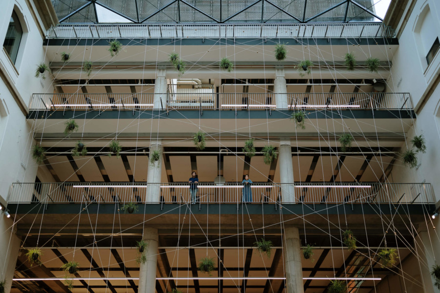 NOVIOS EN SU PREBODA EN DONOSTI SAN SEBASTÍAN