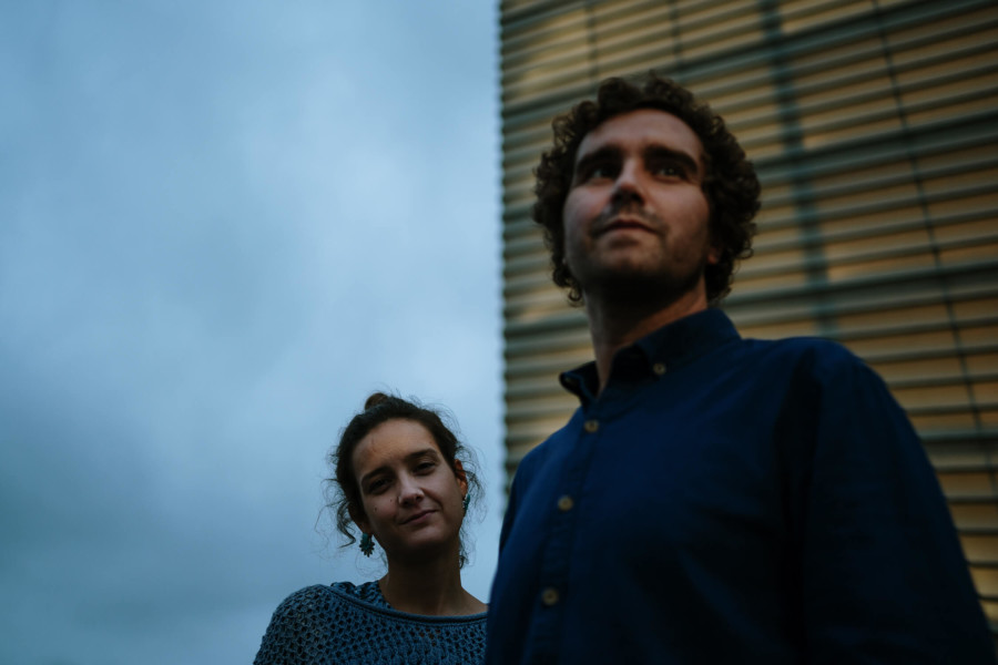 NOVIOS EN SU PREBODA EN DONOSTI SAN SEBASTÍAN