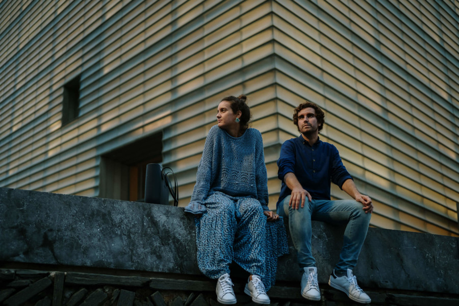 NOVIOS EN SU PREBODA EN DONOSTI SAN SEBASTÍAN