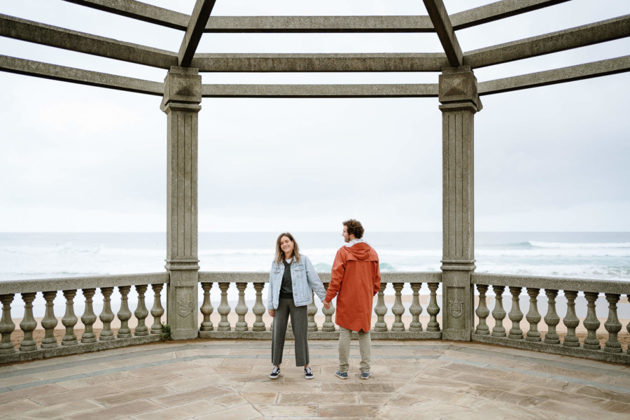 NOVIOS EN SU PREBODA EN DONOSTI SAN SEBASTÍAN