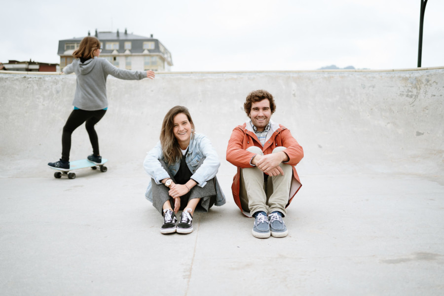 NOVIOS EN SU PREBODA EN DONOSTI SAN SEBASTÍAN