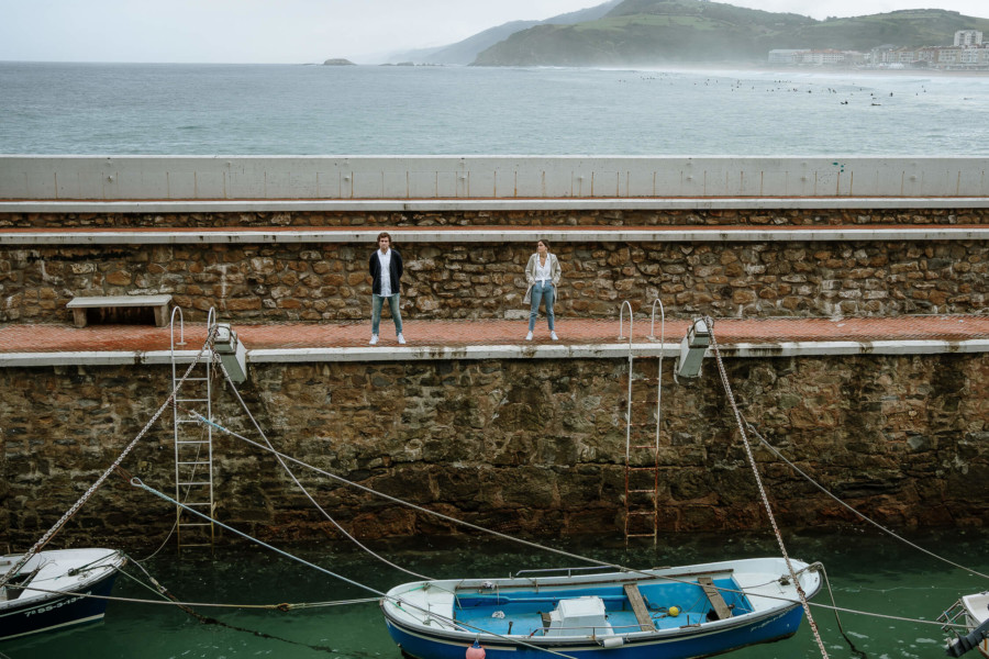 NOVIOS EN SU PREBODA EN DONOSTI SAN SEBASTÍAN